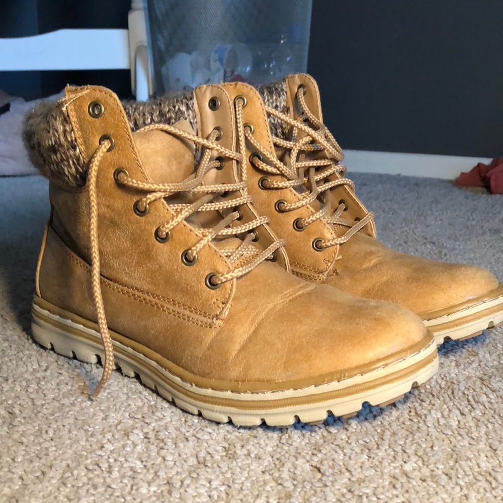 ankle boots